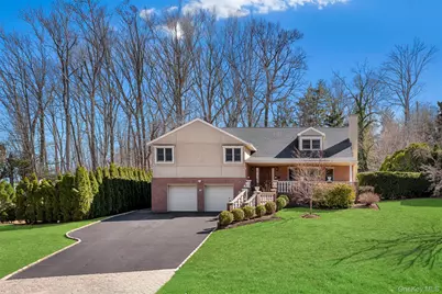 22 Ravine Road, Great Neck, NY 11023 - Photo 1