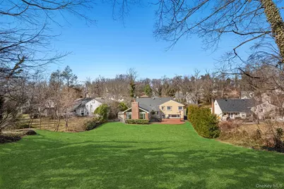 22 Ravine Road, Great Neck, NY 11023 - Photo 31