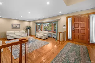 22 Ravine Rd, Great Neck, NY 11023 - Photo 5