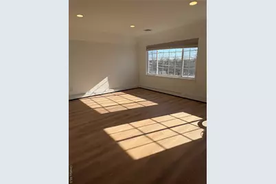 17 W 20th Road, Far Rockaway, NY 11693 - Photo 5