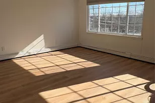 17 W 20th Rd, Far Rockaway, NY 11693 - Photo 5