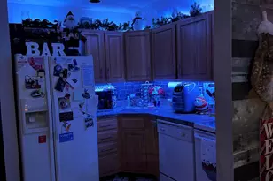 17 W 20th Rd, Far Rockaway, NY 11693 - Photo 7