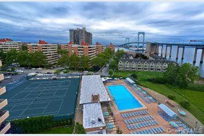 162 20 9 Avenue #6C, Whitestone, NY 11357 - Photo 3