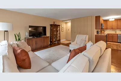 162 20 9 Avenue #6C, Whitestone, NY 11357 - Photo 3