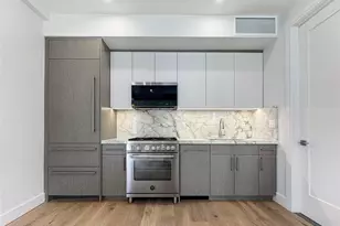 21-31 Shore Blvd, Astoria, NY 11105 - Photo 3