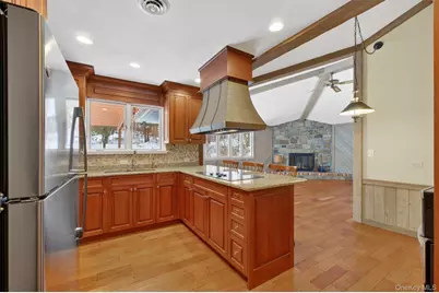 2766 Route 52, Hopewell Junction, NY 12533 - Photo 11