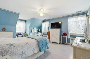 6 Beverly Pkwy, Freeport, NY 11520 - Photo 25