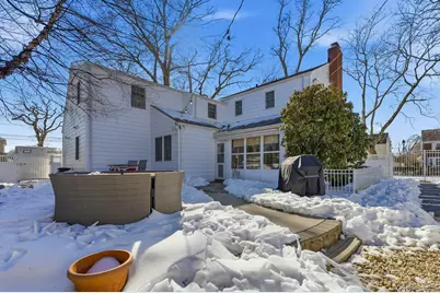 6 Beverly Parkway, Freeport, NY 11520 - Photo 41