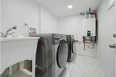 99 Kuhl Avenue, Hicksville, NY 11801 - Photo 27