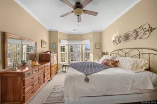 479 Spring Dr, East Meadow, NY 11554 - Photo 21