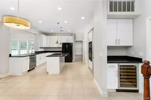 48 Avolet Ct, Mount Sinai, NY 11766 - Photo 15