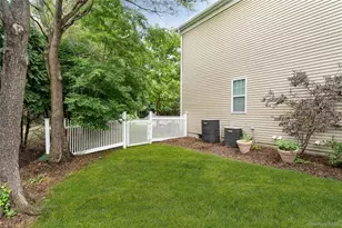 48 Avolet Ct, Mount Sinai, NY 11766 - Photo 5