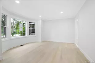 22 Peppermill Ln, Dix Hills, NY 11746 - Photo 17