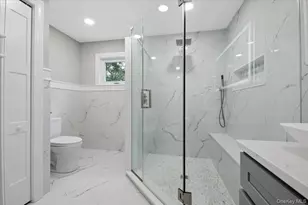 22 Peppermill Ln, Dix Hills, NY 11746 - Photo 31