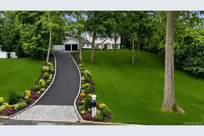 22 Peppermill Lane, Dix Hills, NY 11746 - Photo 5