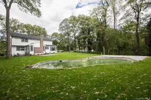 22 Peppermill Ln, Dix Hills, NY 11746 - Photo 7