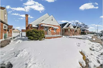 8311 Little Neck Parkway, Glen Oaks, NY 11004 - Photo 3