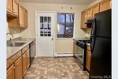 3 Hook Road #64G, Poughkeepsie, NY 12601 - Photo 9