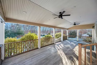 42 Brayton Court N, South Setauket, NY 11720 - Photo 7