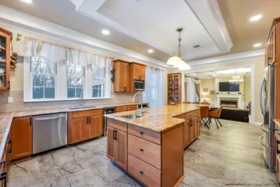 42 Brayton Court N, South Setauket, NY 11720 - Photo 25