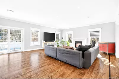 342 Willis Avenue, Hawthorne, NY 10532 - Photo 19