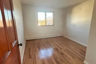 81 10th Ave, West Babylon, NY 11704 - Photo 7