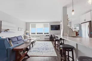 360 Westchester Ave, Port Chester, NY 10573 - Photo 11