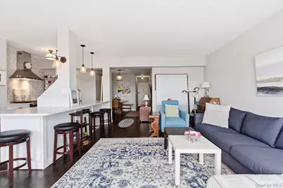 360 Westchester Avenue #622, Port Chester, NY 10573 - Photo 17