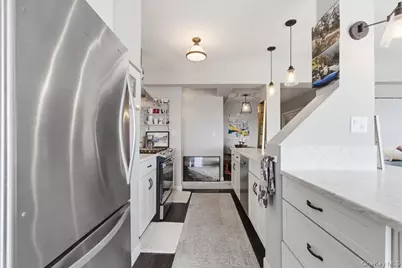 360 Westchester Avenue #622, Port Chester, NY 10573 - Photo 15