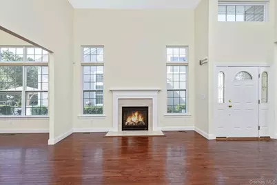 51 Toni Court, Center Moriches, NY 11934 - Photo 9