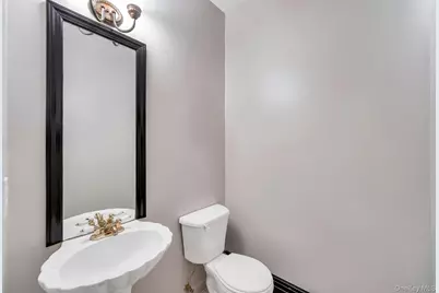 18 Darcy Avenue, Manorville, NY 11949 - Photo 37