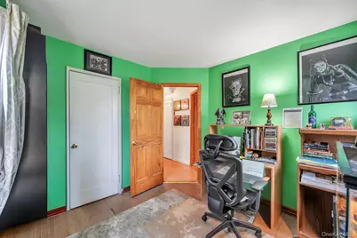 2528 Marshall Avenue, Bellmore, NY 11710 - Photo 21