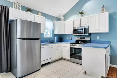 83 Friendship Drive, Rocky Point, NY 11778 - Photo 17