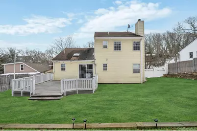 83 Friendship Drive, Rocky Point, NY 11778 - Photo 19