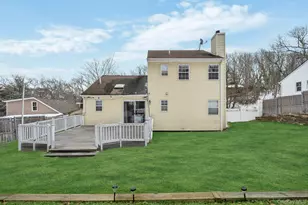 83 Friendship Dr, Rocky Point, NY 11778 - Photo 19