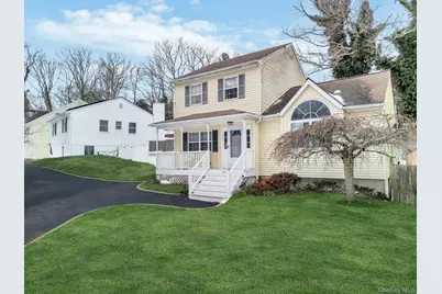 83 Friendship Drive, Rocky Point, NY 11778 - Photo 7