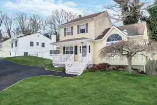 83 Friendship Dr, Rocky Point, NY 11778 - Photo 7