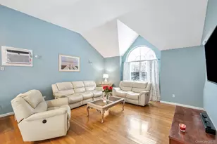 83 Friendship Dr, Rocky Point, NY 11778 - Photo 31