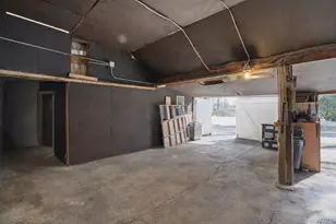 247 Main St, Center Moriches, NY 11934 - Photo 39