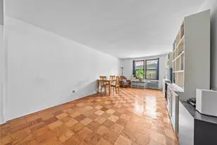 35-20 Leverich St, Jackson Heights, NY 11372 - Photo 7