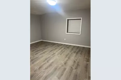 974 Suffolk Avenue, Brentwood, NY 11717 - Photo 5