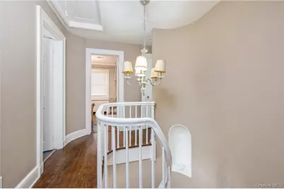 353 Old Mamaroneck Road, White Plains, NY 10605 - Photo 19