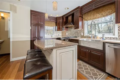 353 Old Mamaroneck Road, White Plains, NY 10605 - Photo 13