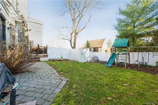 353 Old Mamaroneck Rd, White Plains, NY 10605 - Photo 25