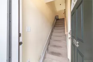 418 Willow Ln, Valley Stream, NY 11580 - Photo 3