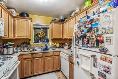 93-03 90th Avenue, Woodhaven, NY 11421 - Photo 7