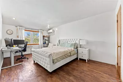 24017 67th Avenue, Little Neck, NY 11362 - Photo 11