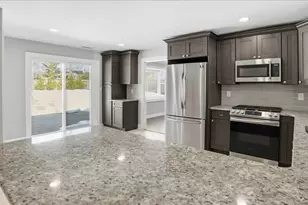 59 Sycamore Cir, Stony Brook, NY 11790 - Photo 13