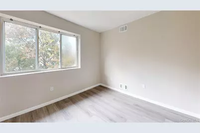 109 Lyceum Court, New York, NY 10310 - Photo 19