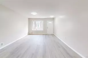 109 Lyceum Ct, New York, NY 10310 - Photo 25